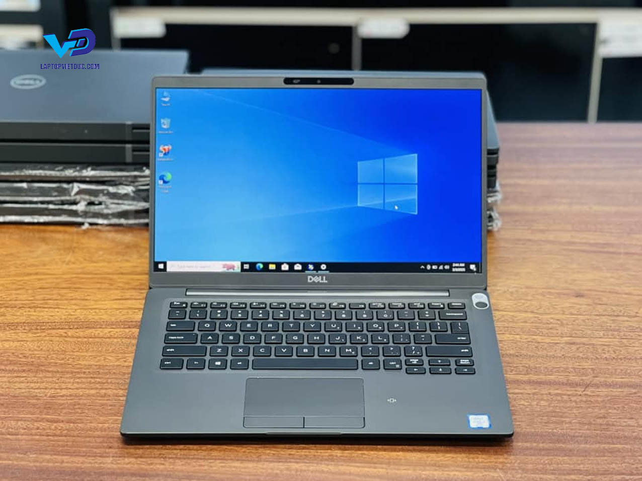 dell-latitude-7400-1.jpg
