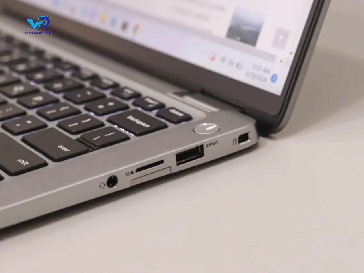 dell-latitude-7400-2-in-1-3.jpg