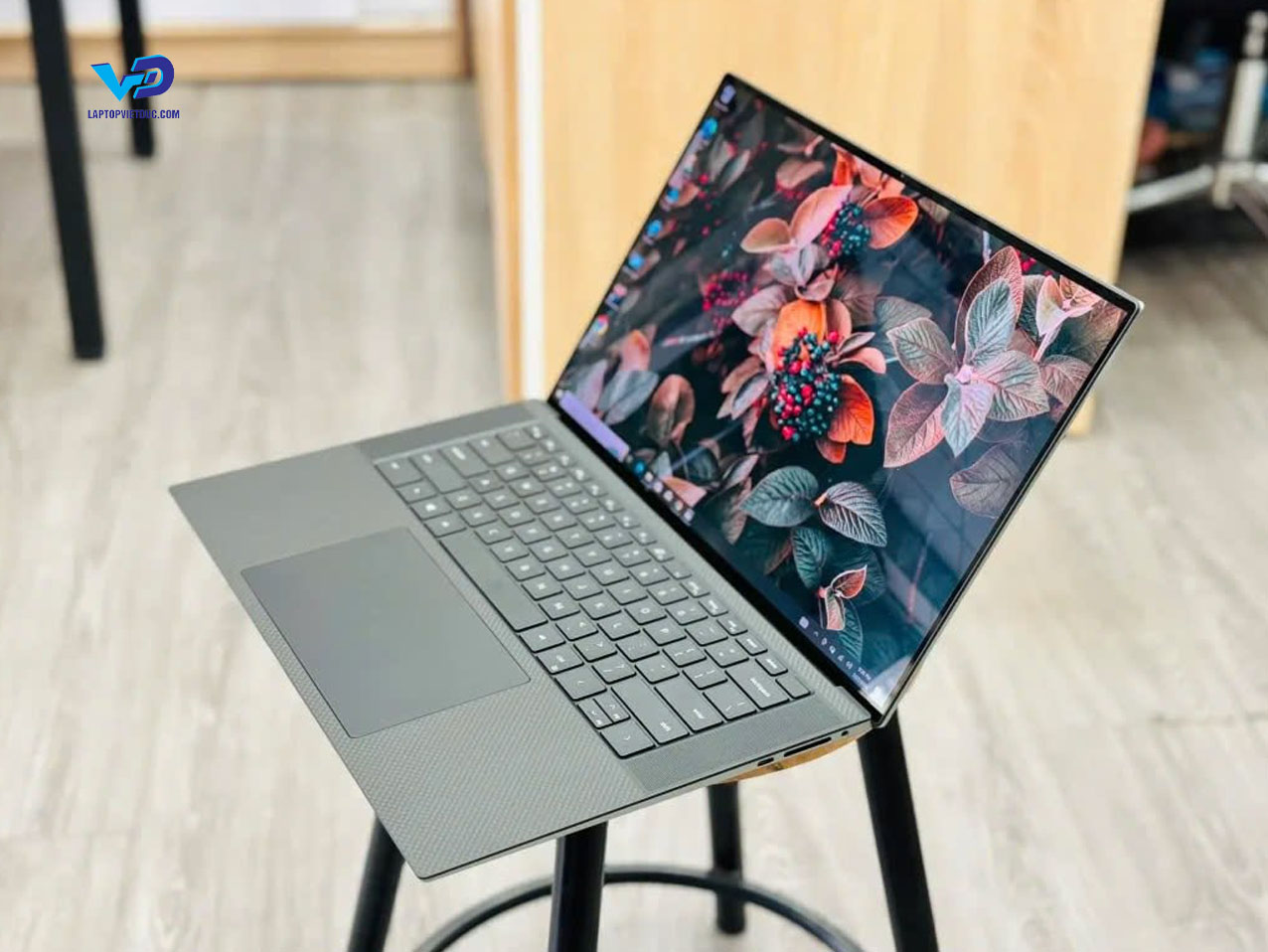dell-precision-5550-2.jpg