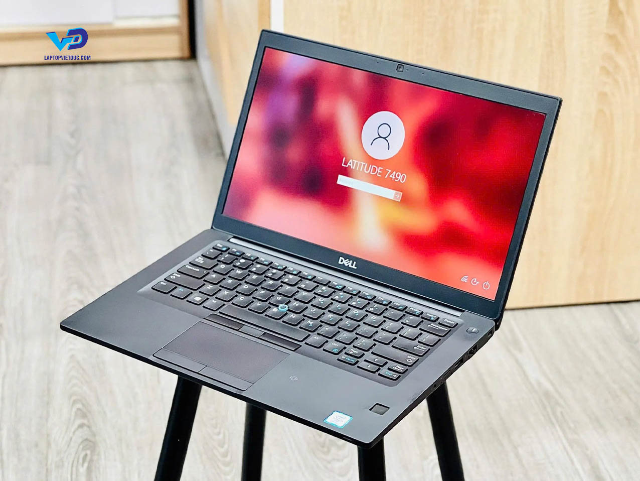 dell-latitude-7490-4.jpg