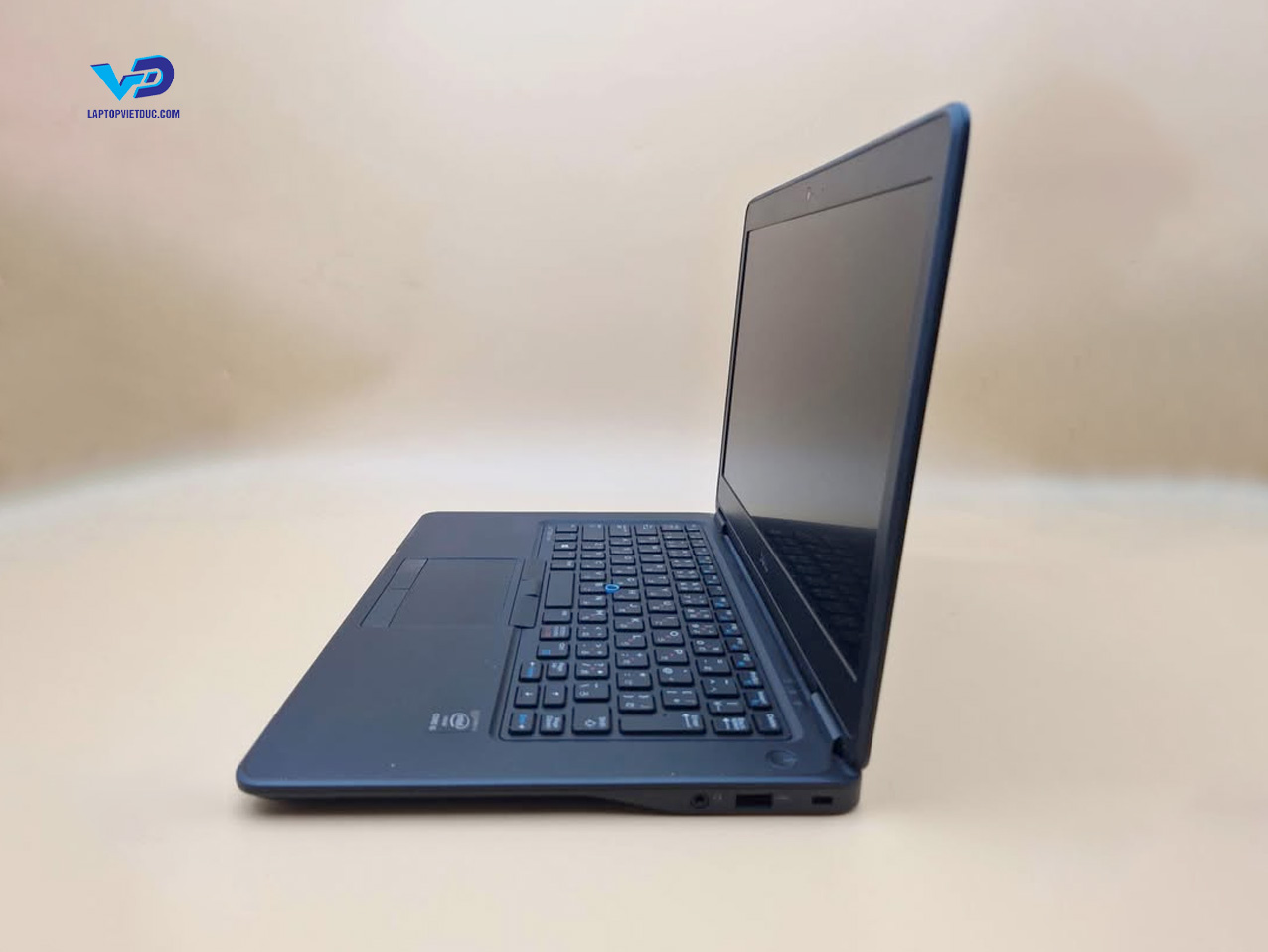 dell-latitude-e7450-3