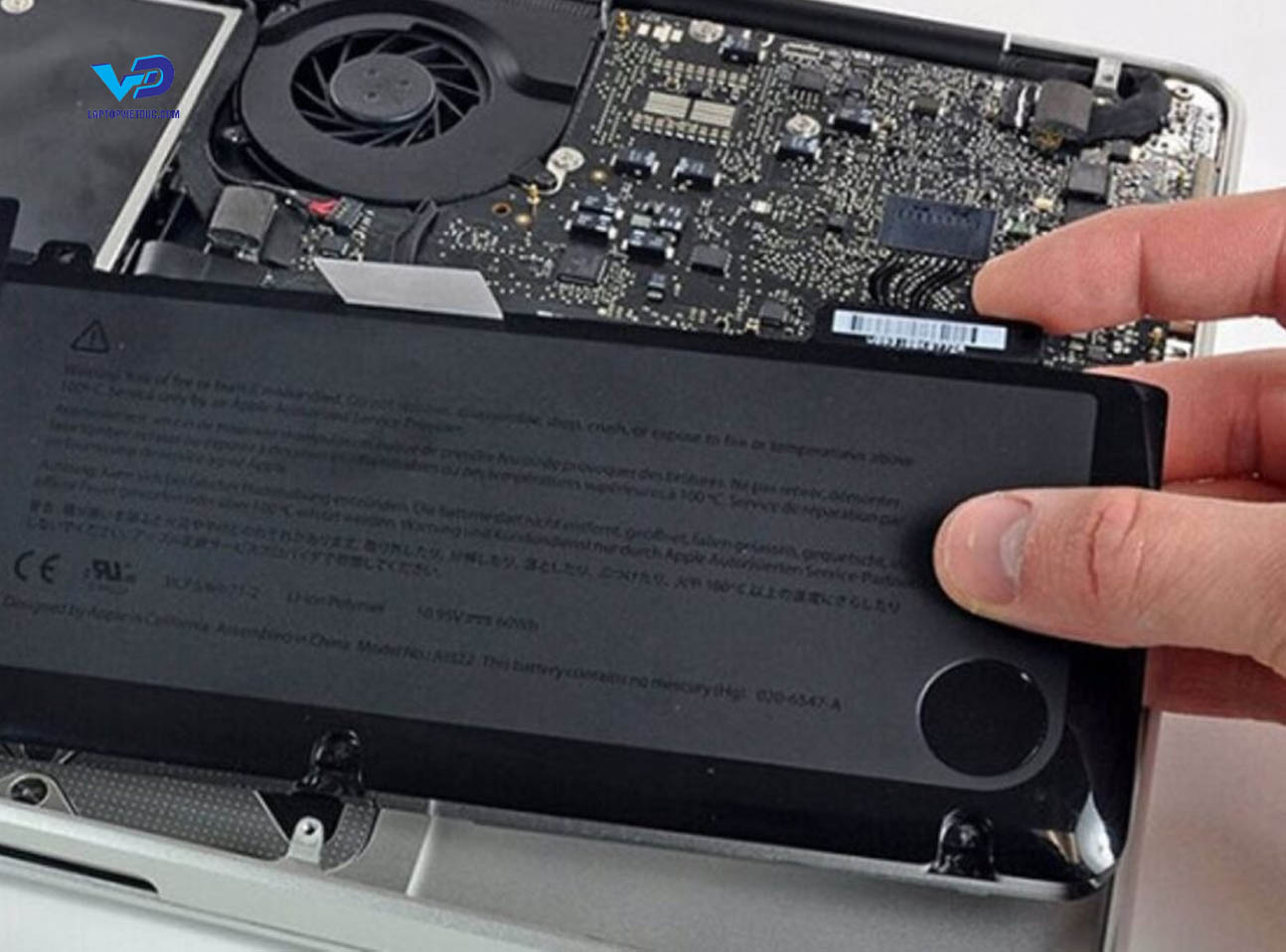 thay-pin-laptop.jpg