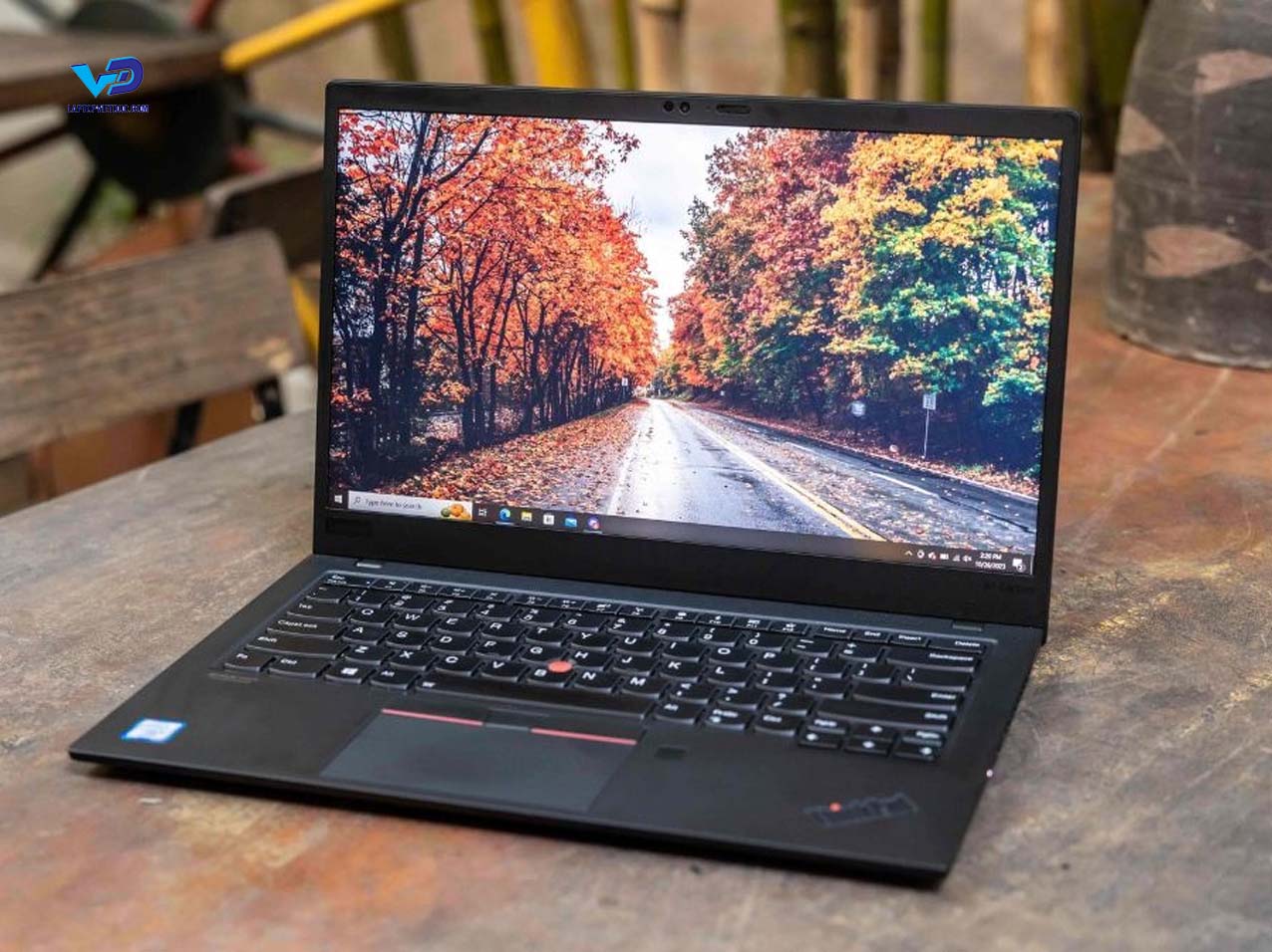 thinkpad-x1-carbon-gen-7-1