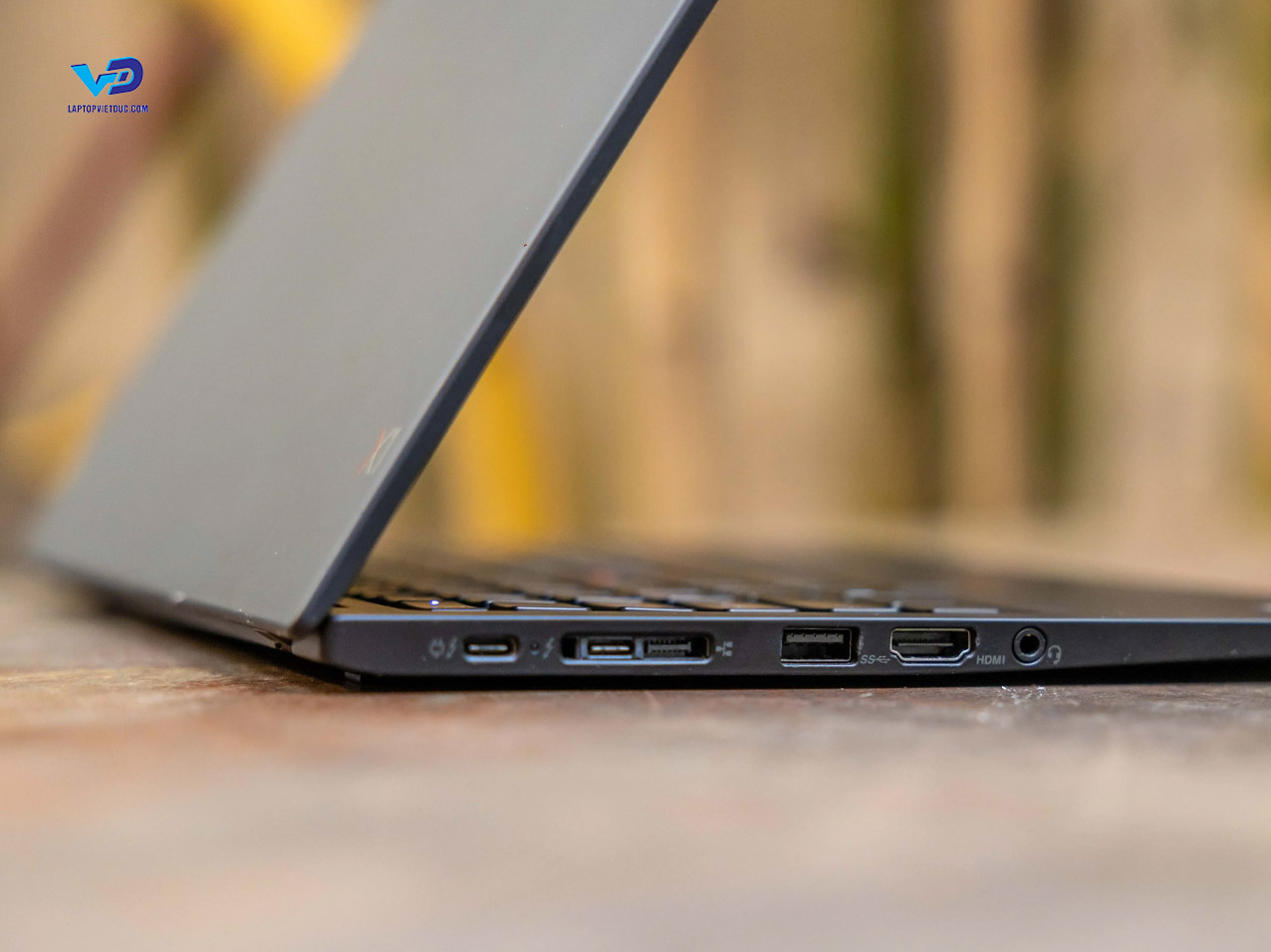 thinkpad-x1-carbon-gen-7-4