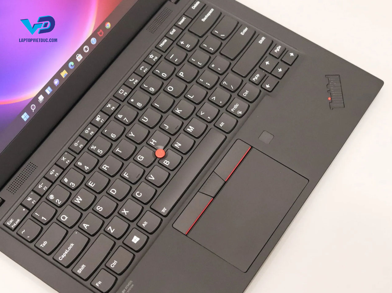 thinkpad-x1-carbon-gen-8-1