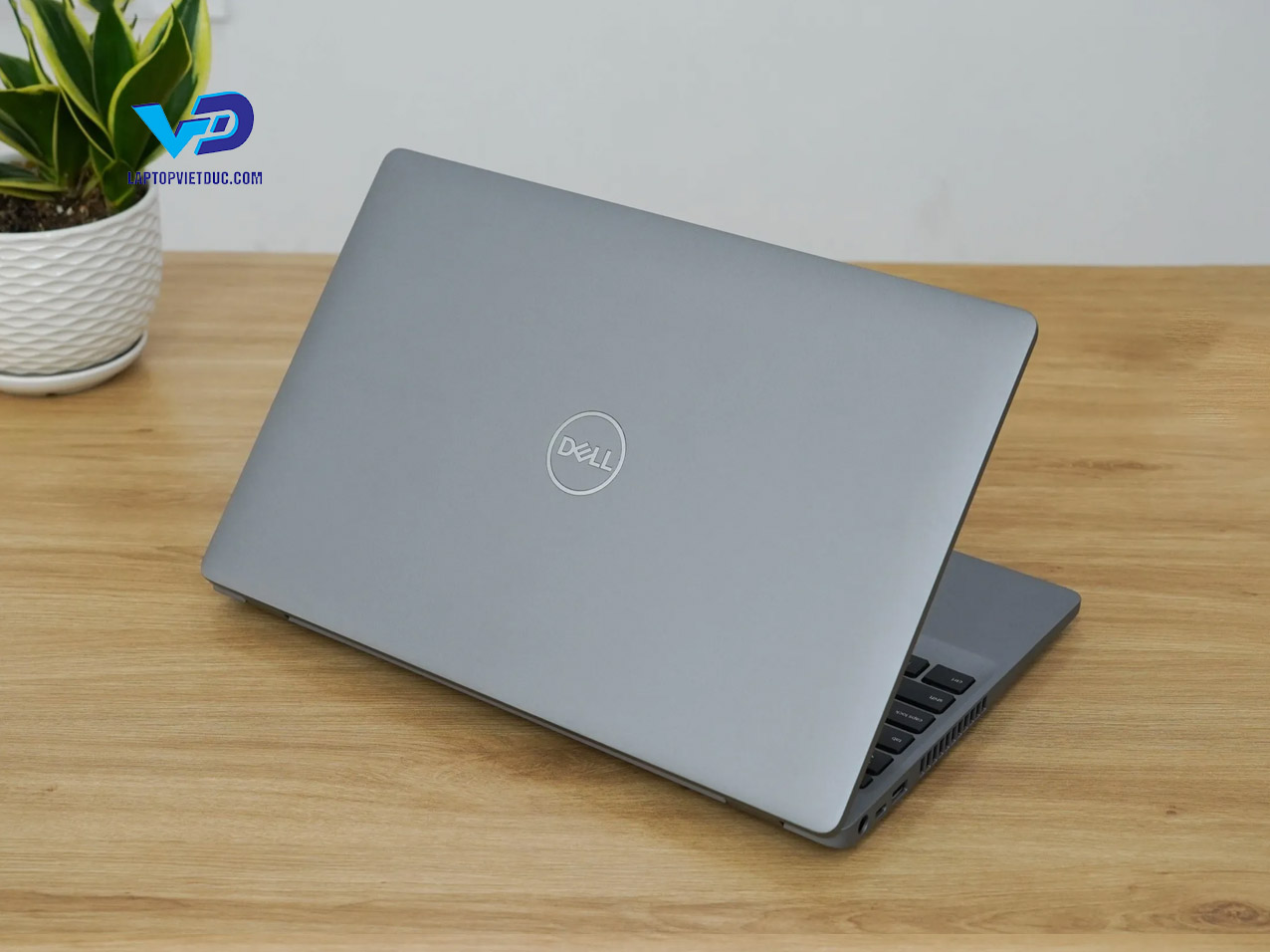 dell-precision-3551-1.jpg