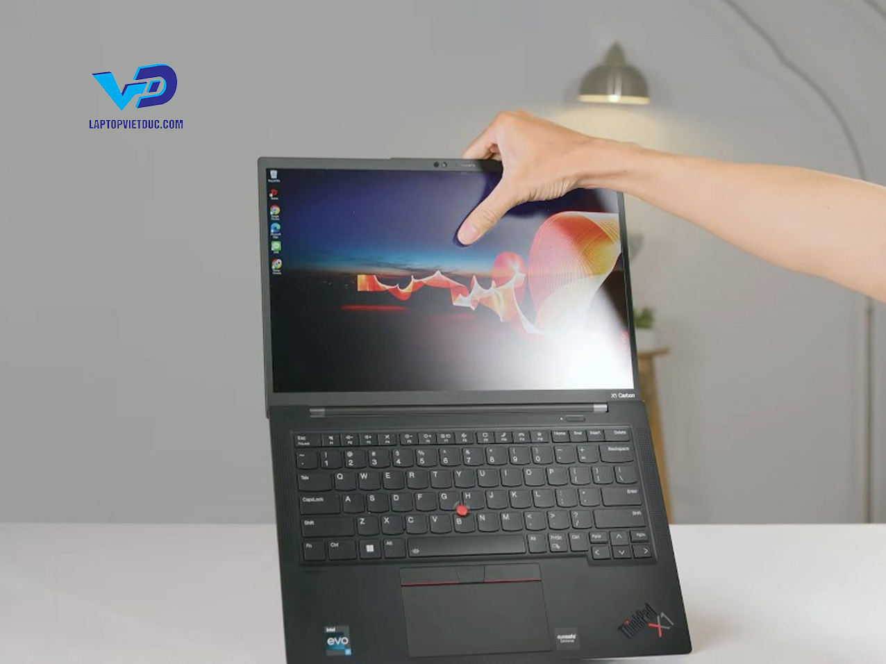 thinkpad-x1-carbon-gen-10-6.jpg