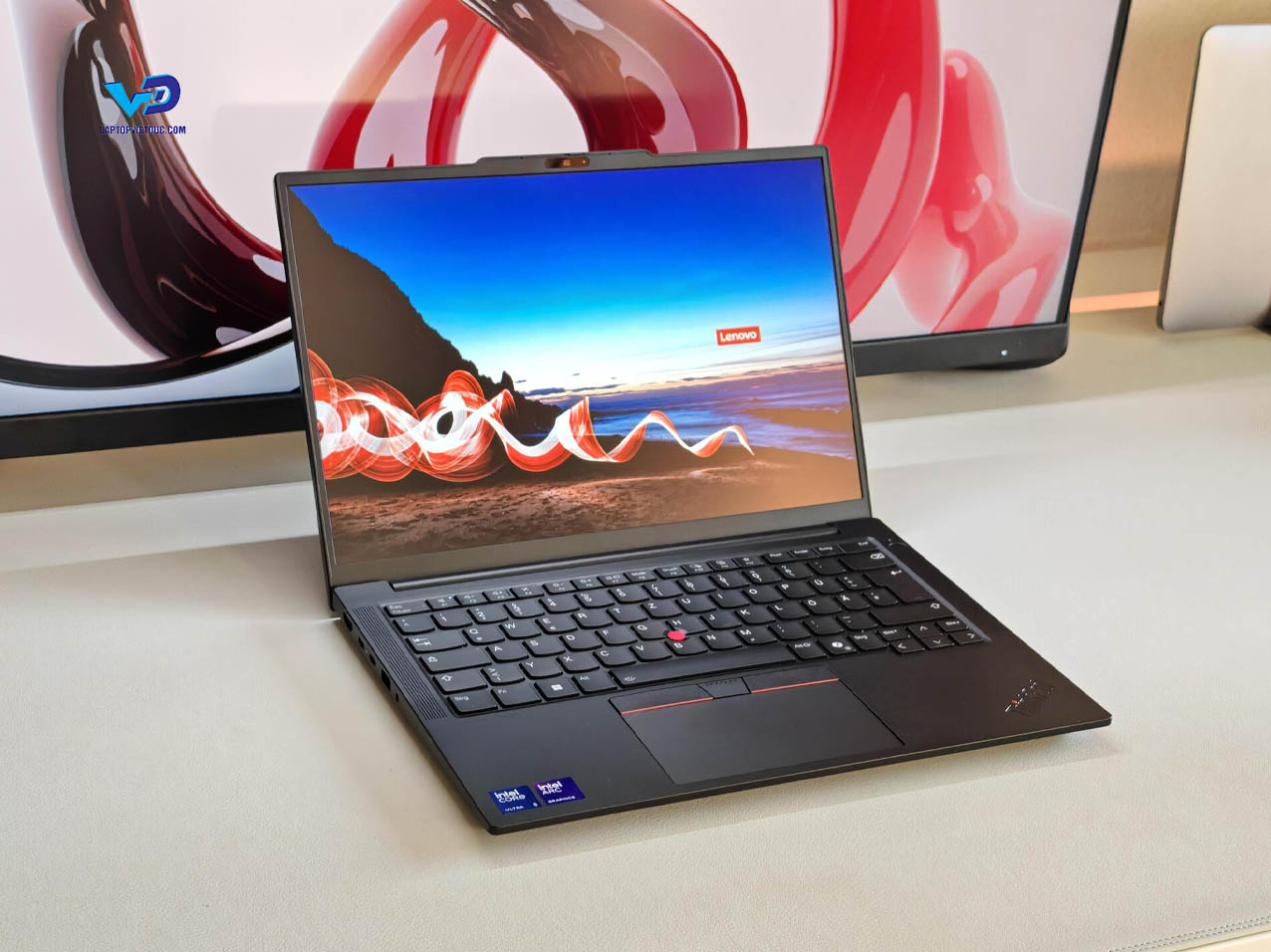 lenovo-thinkpad-e14-gen-7.jpg