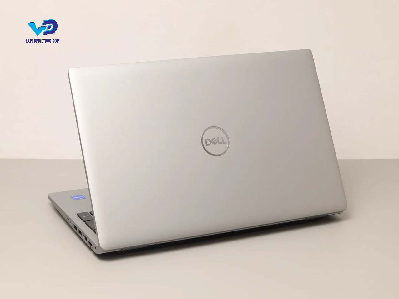 dell-precision-3561-1.jpg