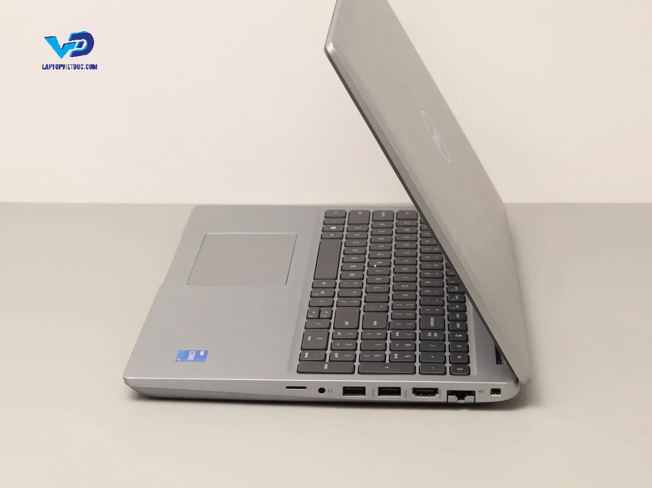 dell-precision-3561-5.jpg