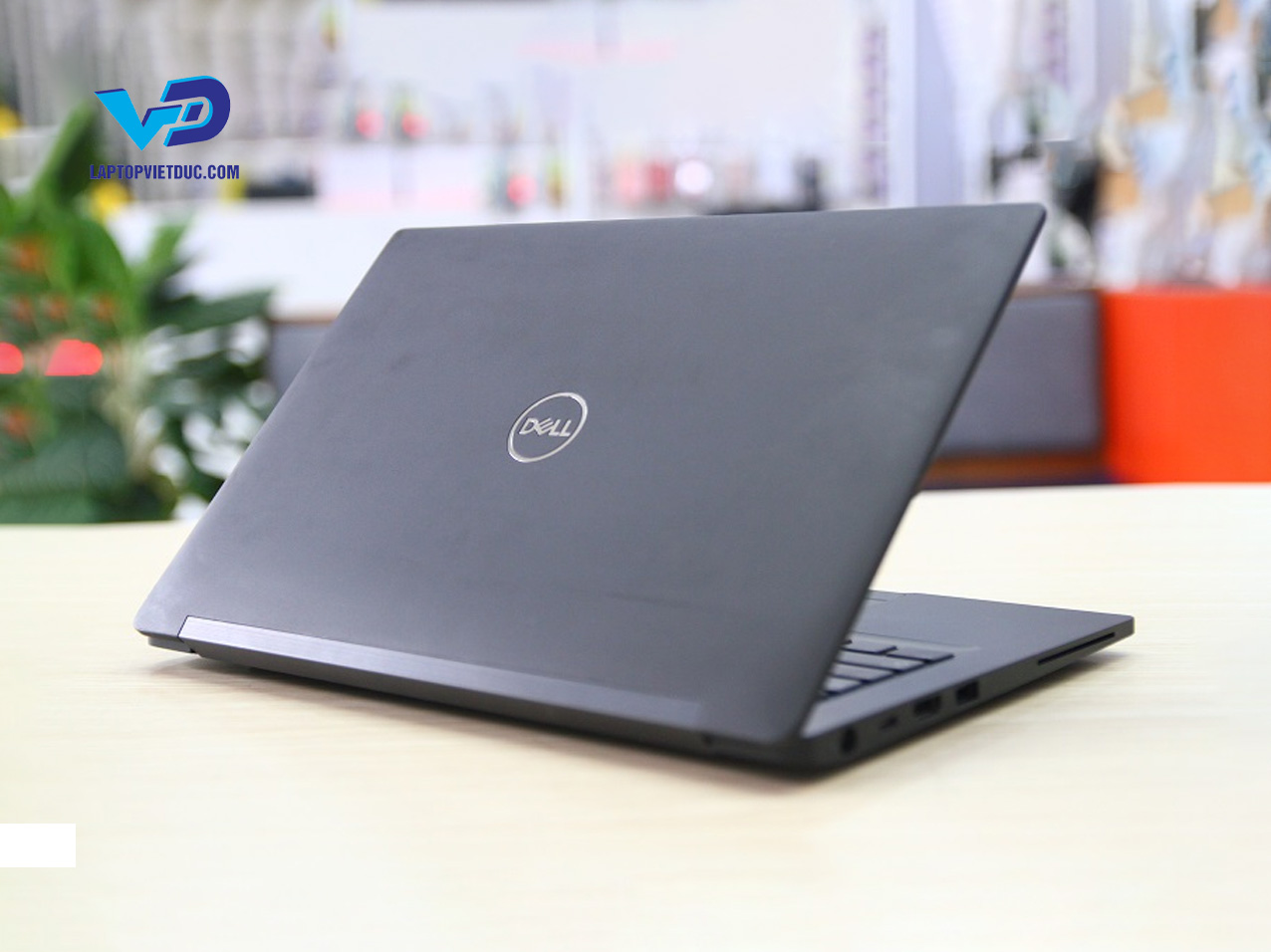 dell-latitude-7390-1