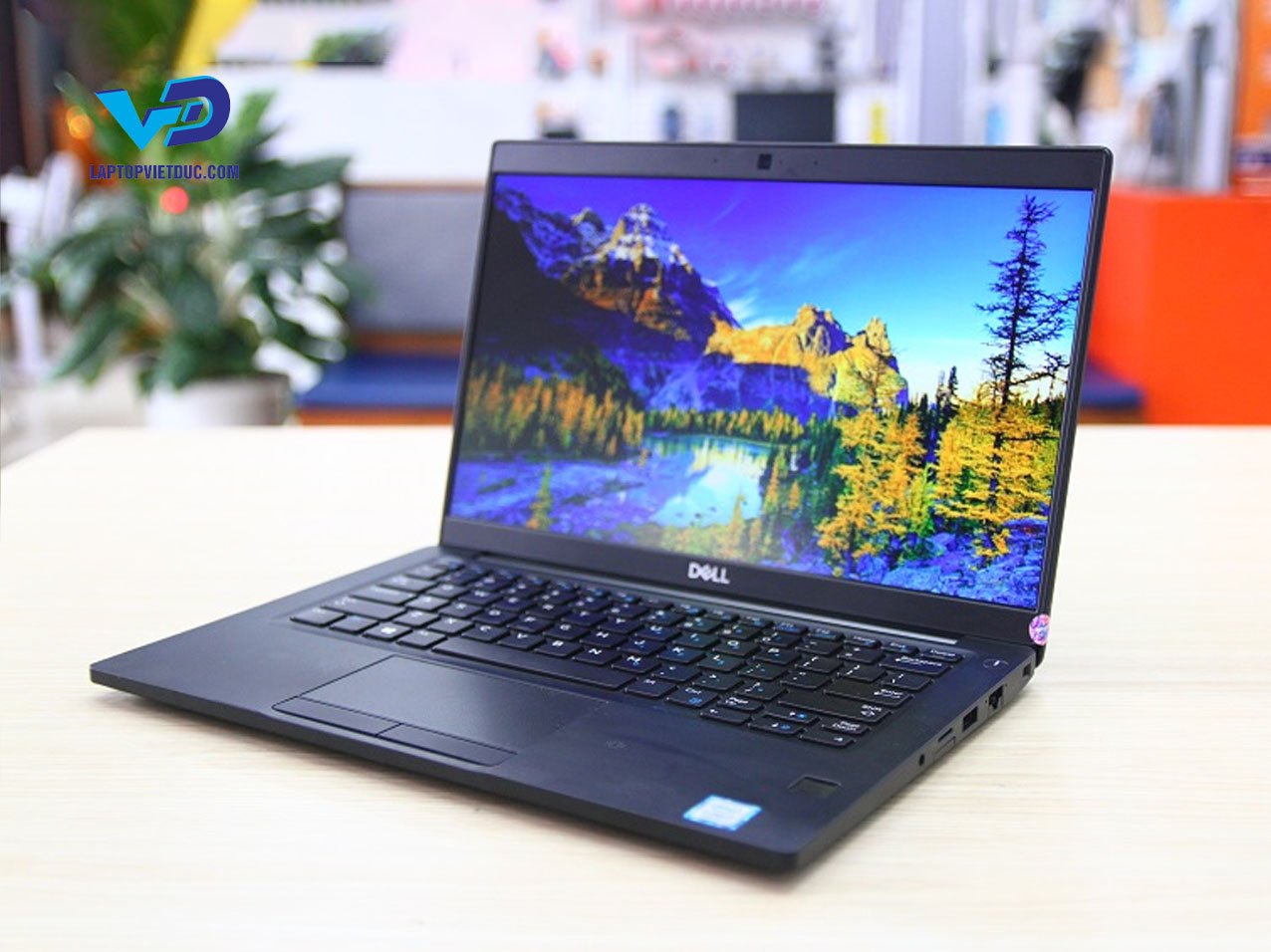 dell-latitude-7390-4