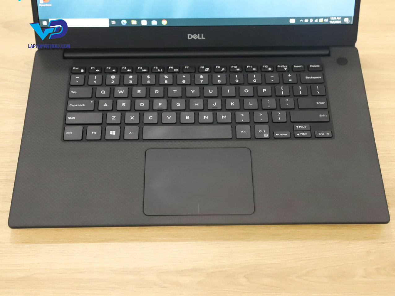 dell-xps-15-7590-2