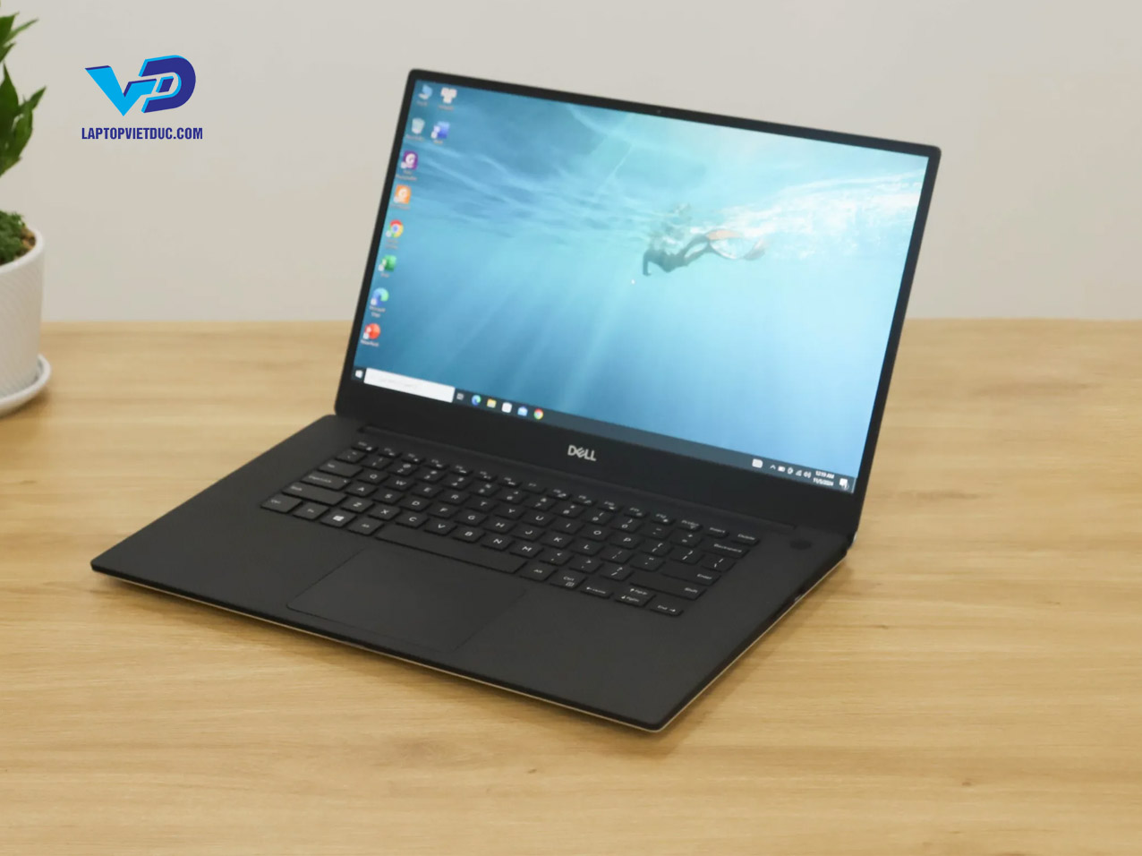 dell-xps-15-7590-3