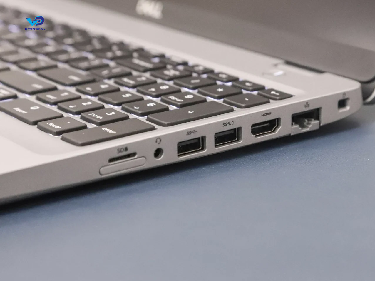 dell-precision-3550-6.jpg