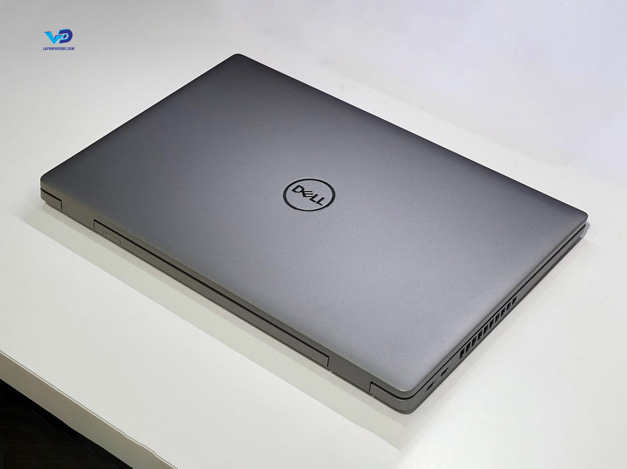 dell-precision-3560-4.jpg