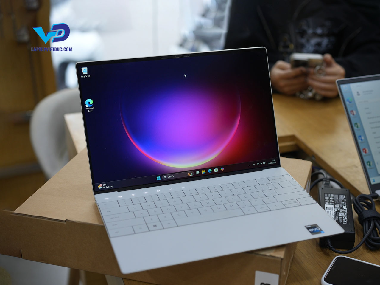 dell-xps-13-9340-1.jpg