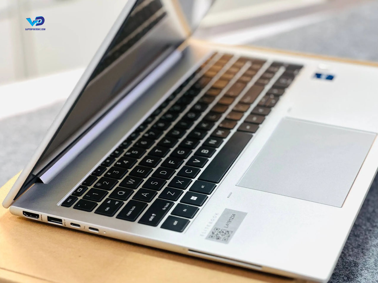 hp-elitebook-860-g10-3