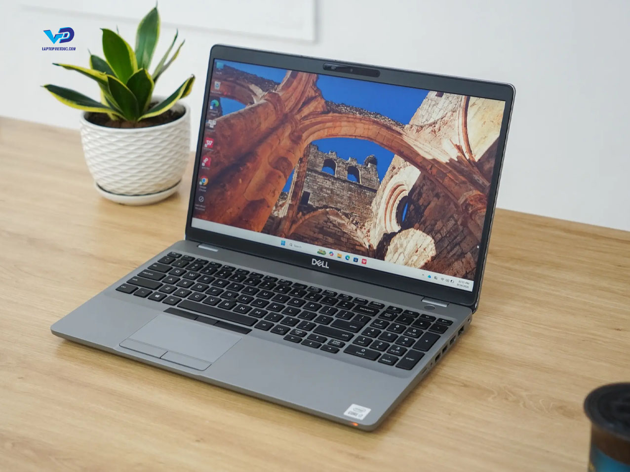 dell-latitude-5511-1